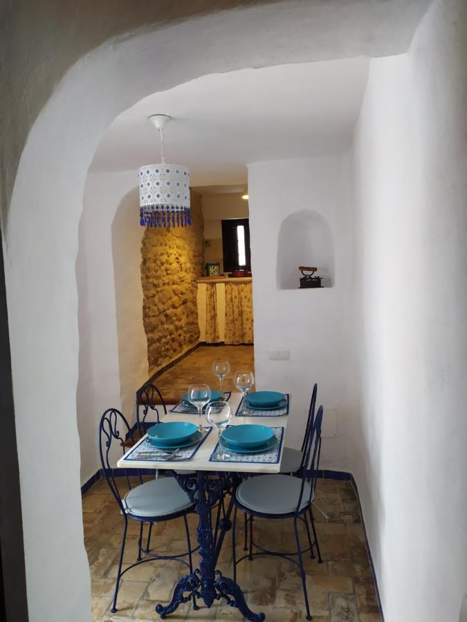 El escondite de Martina, Casa Rural Romántica Setenil De Las Bodegas Exterior foto