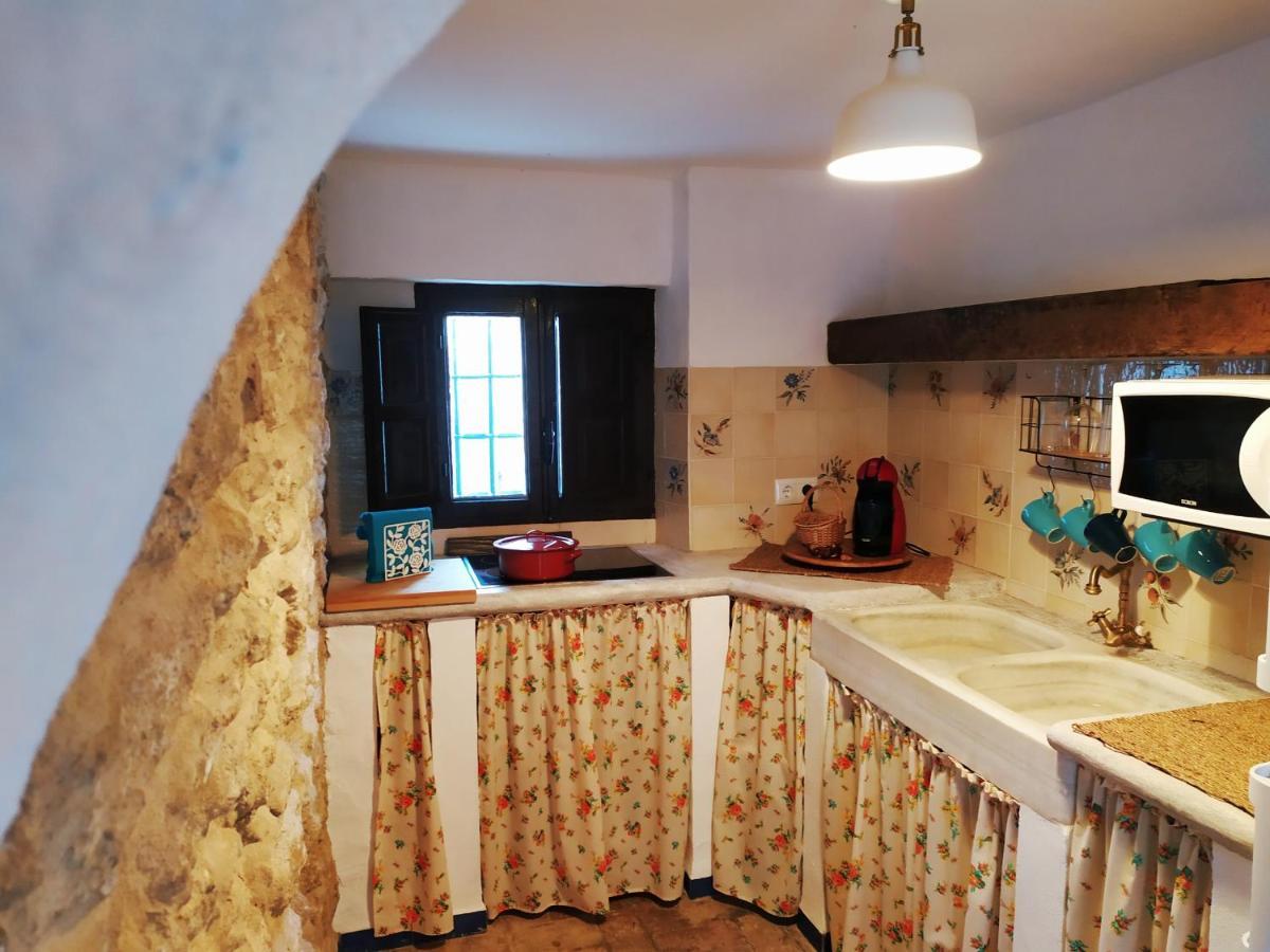 El escondite de Martina, Casa Rural Romántica Setenil De Las Bodegas Exterior foto
